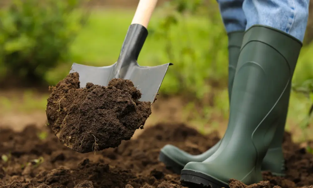 soil digging tools